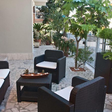 Alba D'Abruzzo Bed&Breakfast Alba Adriatica Esterno foto